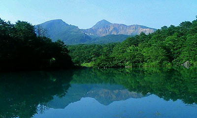 さかさま磐梯山 毘沙門沼