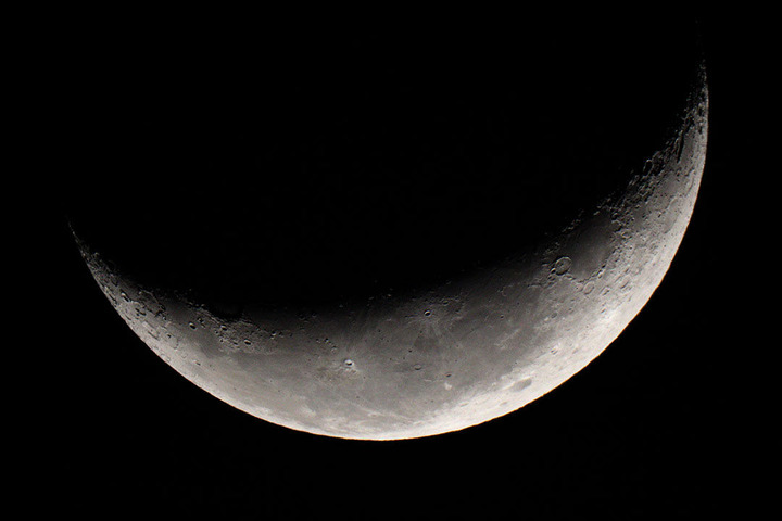 カレワラ天文台　下弦の月